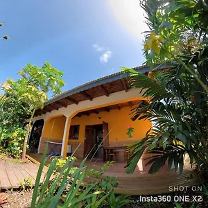 Petite Maison Toute Equipee Pour Deconnexion En Pleine Nature Hébergement de vacances