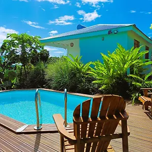 Kaz A Klemence Gite Creole Avec Piscine Et Table Dhotes A Anse Bertrand Hébergement de vacances